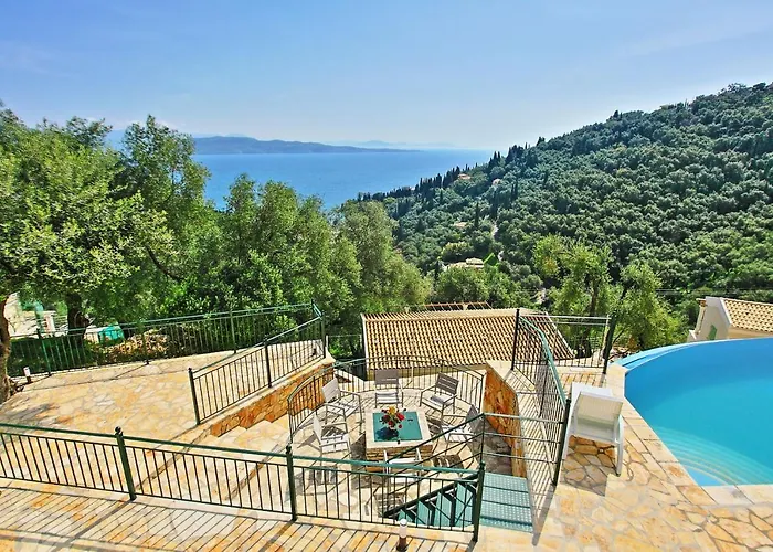 别墅 Regina: Above Agni, Superb Views And Pool *