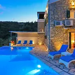 빌라 Regina: Above Agni, Superb Views And Pool *
