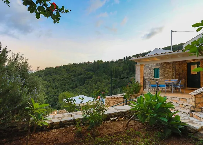 Regina: Above Agni, Superb Views And Pool * Kavalleraina