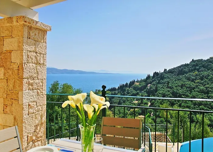 Villa Regina: Above Agni, Superb Views And Pool
